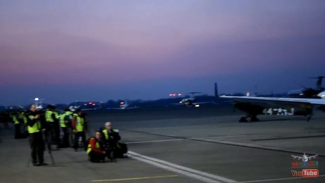 London's Air Ambulance 2nd New Helicopter G-LNDN RAF Northolt смотреть онлайн