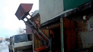 Уралец Т-02 ЧТЗ с фр погрузчиком Скачать в HD