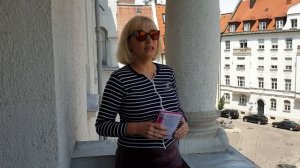 Часть 1: Ксюша бьёт баклуши на Дзене. Первые чувства