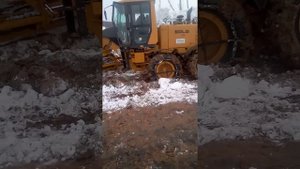 Мунайский угольный разрез спасение грейдера