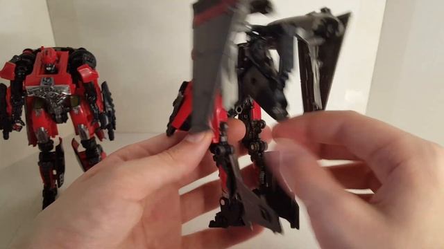 Transformers Studio Series 40 VS Studio Series 59 Shatter - Какая Лучше? -[Трансфобзоры:Сравнение] смотреть онлайн