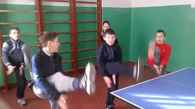 Настільний теніс. Розминка