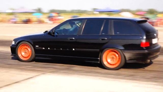 BMW E30 2.5 TURBO 11.7 vs BMW E36 2.5 TURBO 400HP 12.7 смотреть онлайн
