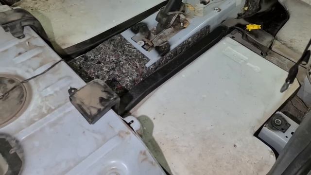 Am dezmembrat o Dacia Lodgy ca să o pot curăța смотреть онлайн