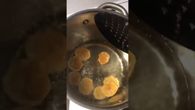 Чипсы дома #чипсы #чипсыдома #lays смотреть онлайн