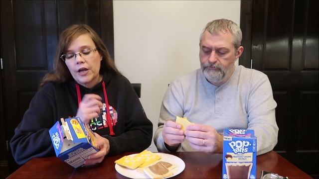 Kellogg’s Pop Tarts Frosted Eggo Maple & Frosted Boston Crème Donut Review
