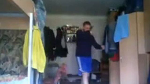 Д. Корольков. Рукопашний бой! як замісти сліди