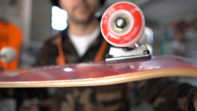 Placa completa de street CORE Red Scratch 7.75 смотреть онлайн