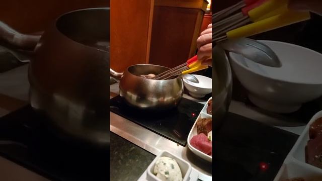 Sa Melting Pot Restaurant. Main courses.wa may kanin смотреть онлайн