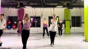 Cha-cha-cha lady style Любительская группа в фитнес клубе Les fitness г.Москва.Тренер Мария Мирзоян