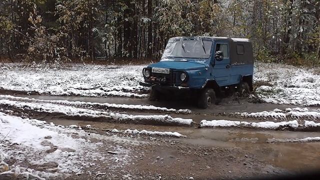 Проверяем работу лебедки на ЛУАЗе в реальных условиях. смотреть онлайн