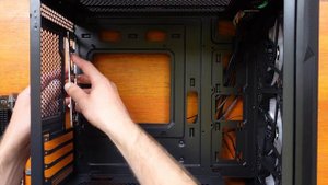 MSI MAG FORGE M100R PC Build - £300 Budget Gaming PC