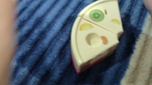 играем в тортик на липучках для малышей