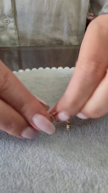 Серьги с изумрудами и бриллиантами смотреть онлайн