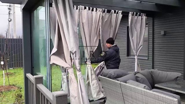 Безрамное остекление террасы в КП Петровские сады