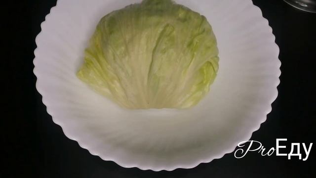 Салат Цезарь с курицей, давно полюбившиеся всеми. Делюсь с вами своим  авторским рецептом