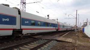 Электровоз ЭП20-007 со скоростным поездом "Стриж" Москва - Нижний Новгород