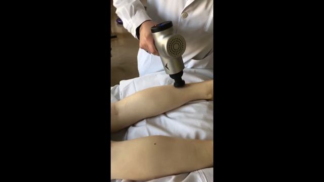 fascia gun on calf смотреть онлайн