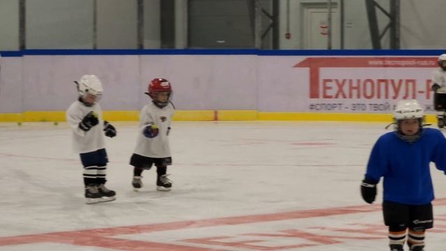 Хоккей дети 20 сент смотреть онлайн
