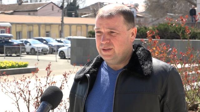 Иван Лисечко - о санитарной уборке городских кладбищ смотреть онлайн