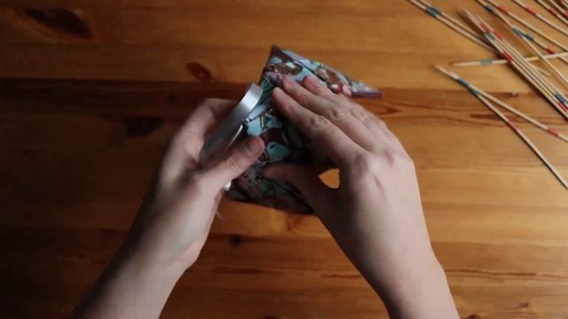 Zigzag and square weaving for beginners - coffee bag basket tutorial