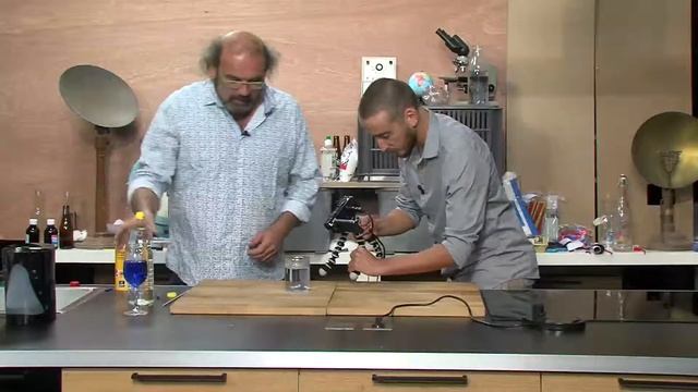 Jus de citron N°12 : un verre d’eau… potable ? смотреть онлайн