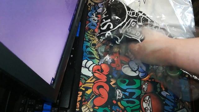 РАСПАКОВКА МУЖСКОЙ СВИТЕР С КАПЮШОНОМ В СТИЛЕ ХИП-ХОП! смотреть онлайн