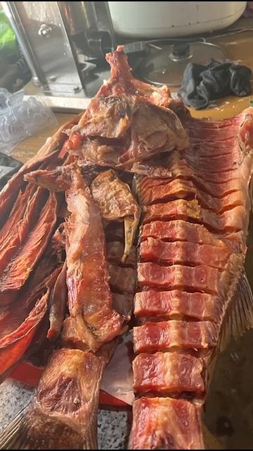 Деликатесы из коптильни #мясо #рыба #копчение #shorts