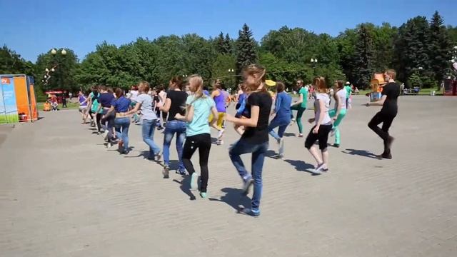 TANGOROD.RU TRIADANCE ZUMBA FLASHMOB ! смотреть онлайн