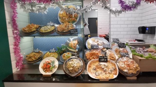 Food Park в Central Festival Mall, Pattaya, Thailand