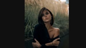 «Я раздела манекена» Мирослава Карпович позировала в блейзере на голое тело