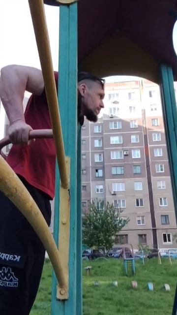 работа над собой #воркаут #workout #калистеника #турники #брусья #эстетика #идёмкцели 💪