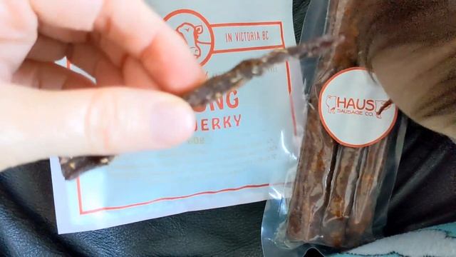 сколько стоят колбаски и сушеное мясо на фермерском рынке в Канаде?🍖🍗 цены обморок