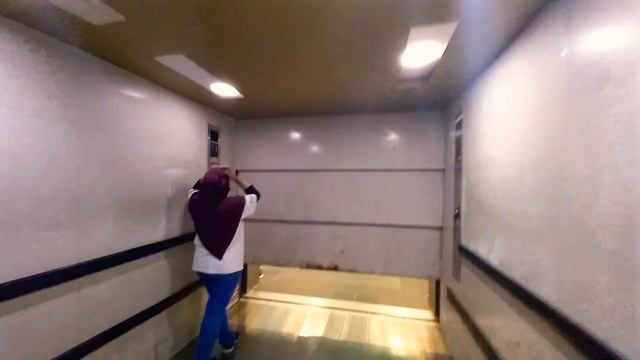 Sigma Freight Elevator at Lotus's Desa Tebrau. смотреть онлайн