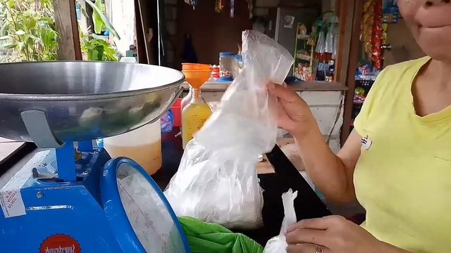 PAANO AKO MAG REPACK NG ASIN | MALIIT NA TINDAHAN| Ate nhitz смотреть онлайн