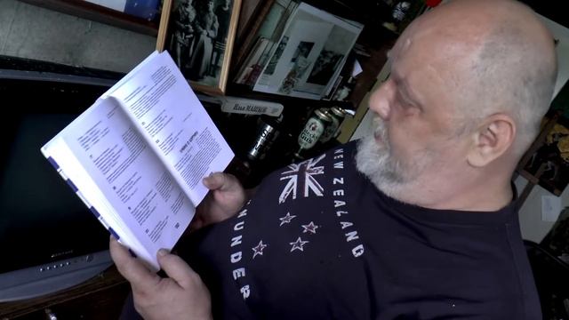 В мастерской художника Дмитрия Митрича Дроздецкого смотреть онлайн