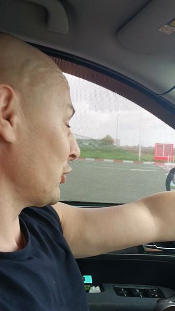 Заправщик в Саратове все таки выпросил смотреть онлайн