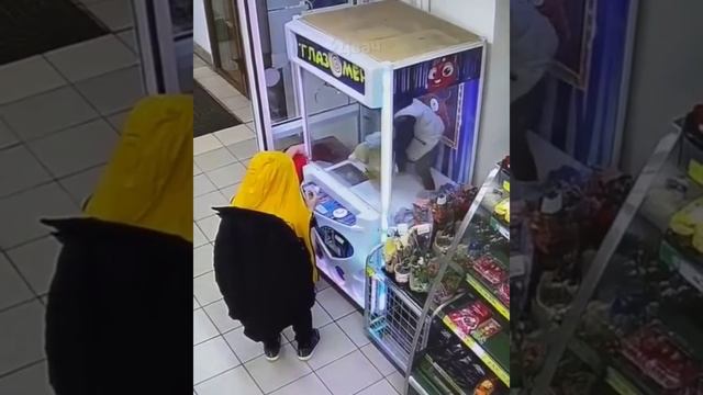 VID_20250405_105035_342.mp4