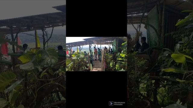 A sweet scape to Eskape Cafe смотреть онлайн