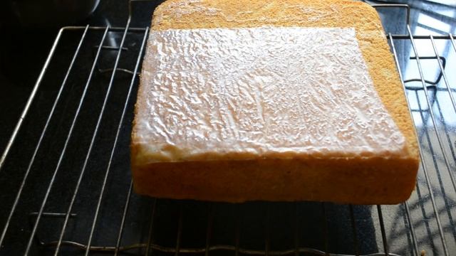 How To Make Eggless Honey Cake / Indian Bakery Style Honey Cake Recipe смотреть онлайн