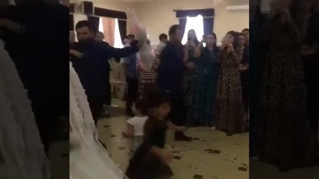 Свадьба Сабина и Патимат.г.Кизляр б/з Париж смотреть онлайн