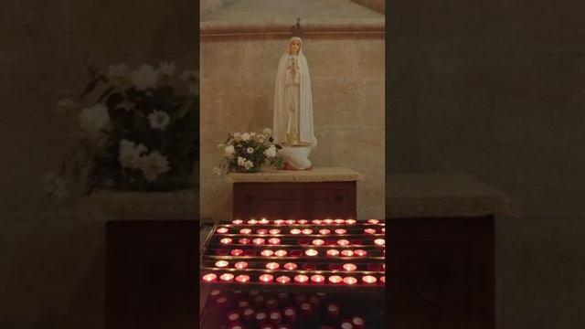 Пасха: Светлый Праздник Жизни и Надежды Easter: A Bright Celebration of Life and Hope