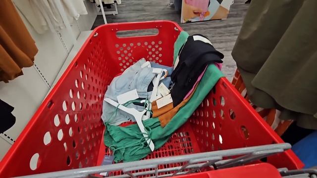 МЫ ВЕРНУЛИСЬ/Покупки в Target/Шопинг одежды для беременных/Обзор магазина в США/Жизнь в Америке/Вло