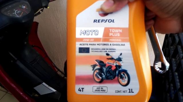 El mejor aceite para tus motos de 4 tiempos el aceite Repsol, una vida larga a tu motor смотреть онлайн