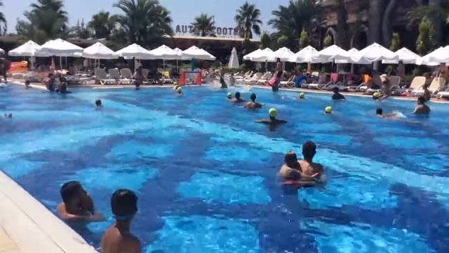 Royal Alhambra Palace - Turkey смотреть онлайн