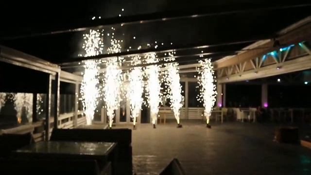 Сценические (холодные) фонтаны для помещения заказать в Киеве