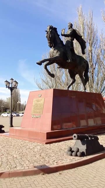 VID_20250414_204012_151.mp4
