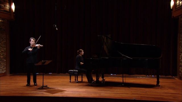 Tchaikovsky, Russian Dance from Swan Lake смотреть онлайн