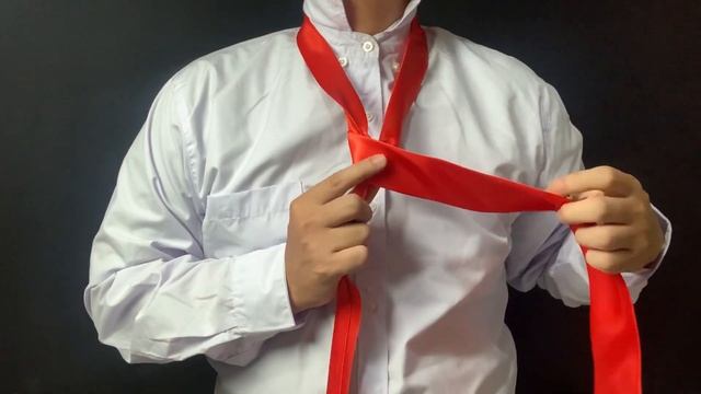 Creative ideas to Tie a Tie ~ Half windsor knot смотреть онлайн