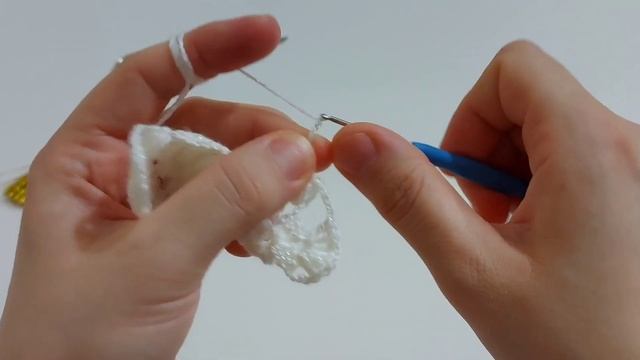 Çeyizlik şal modelleri - üçgen şal modeli - kolay şal modelleri- üzümlü şal modeli - chal crochet